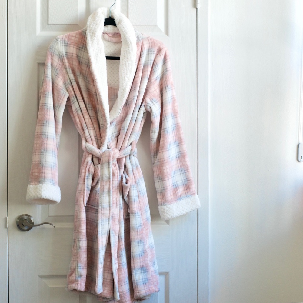 La Vie en Rose 🌹 SOFT Robe - Picture 2 of 6